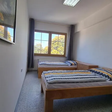 Rada Hotel *
